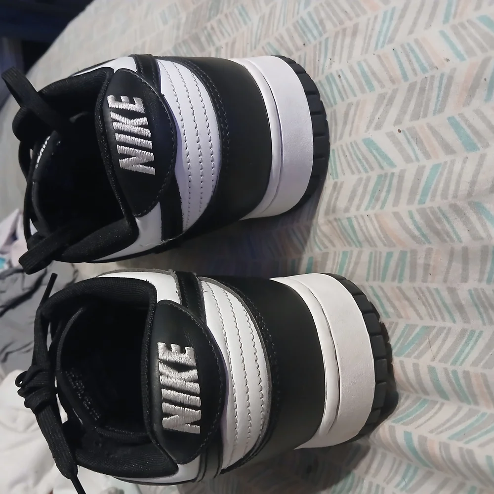 Nike Panda Dunk Lows Men's Black and White Sneakers Size 13M - Picture 2 of 14